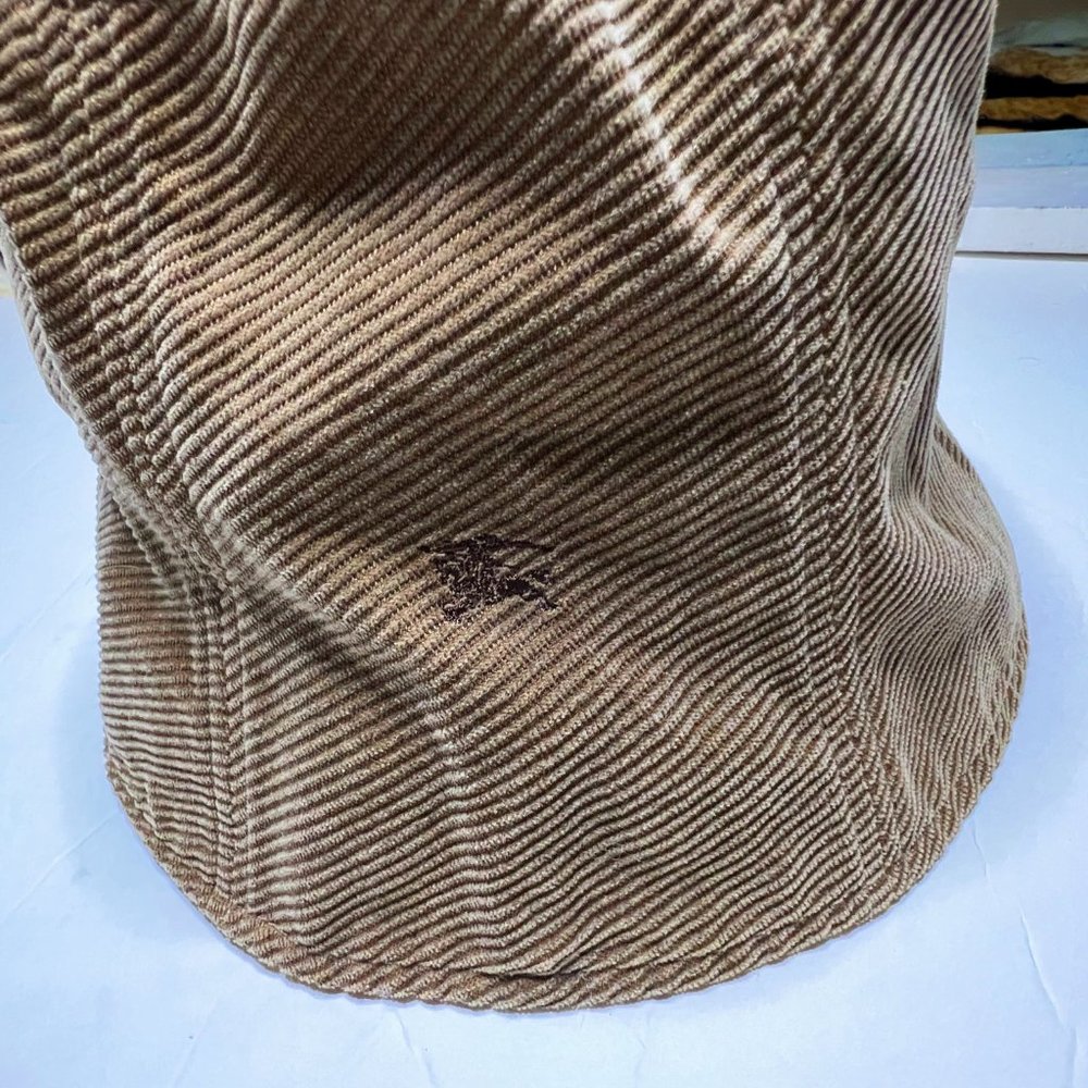 Burberry hat - Picture 14 of 16